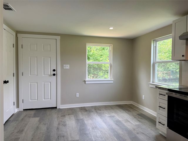 615 Smith Circle, Point, TX 75472