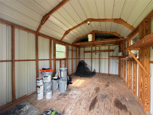 615 Smith Circle, Point, TX 75472
