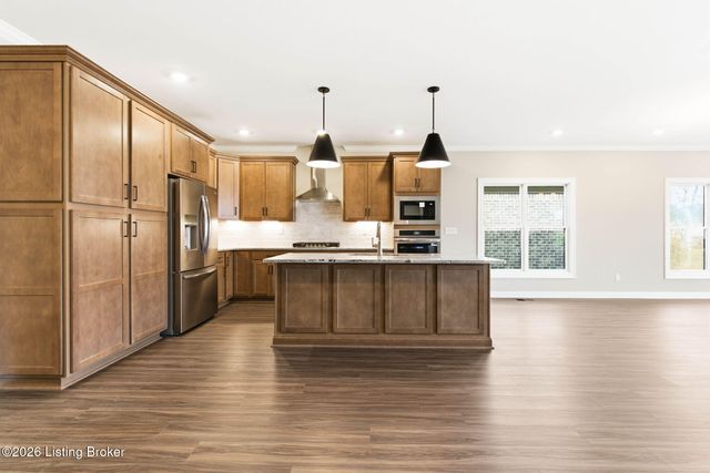 5807 Ruby Falls Dr, Prospect, KY 40059