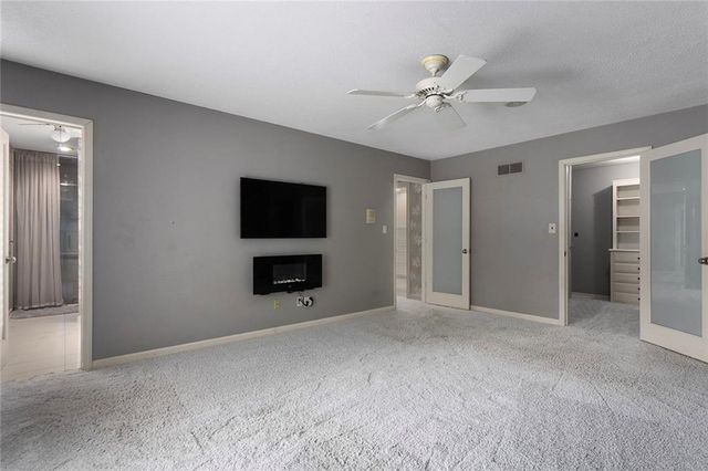3901 S Sherman Drive, Independence, MO 64055