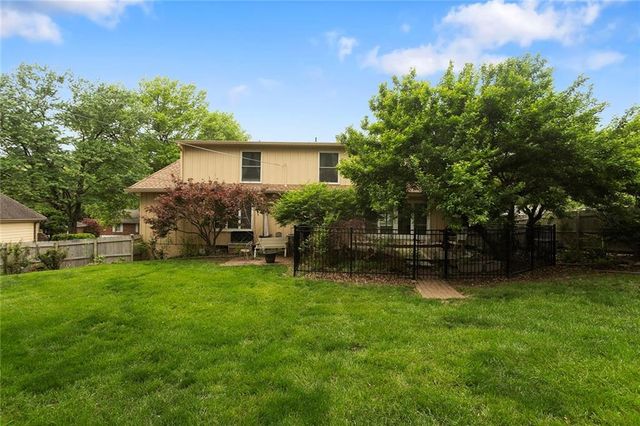 3901 S Sherman Drive, Independence, MO 64055