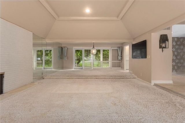 3901 S Sherman Drive, Independence, MO 64055