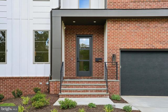 3022 CASTLE RD, Falls Church, VA 22044