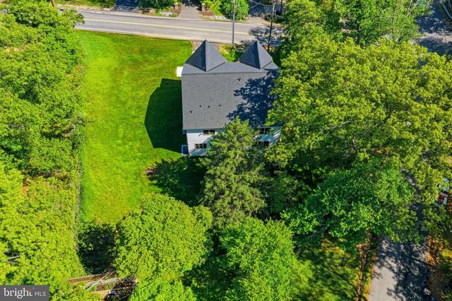 3022 CASTLE RD, Falls Church, VA 22044