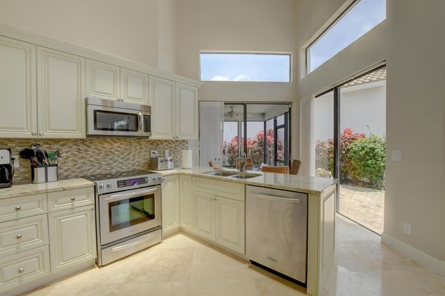 5213 Via De Amalfi Drive, Boca Raton, FL 33496