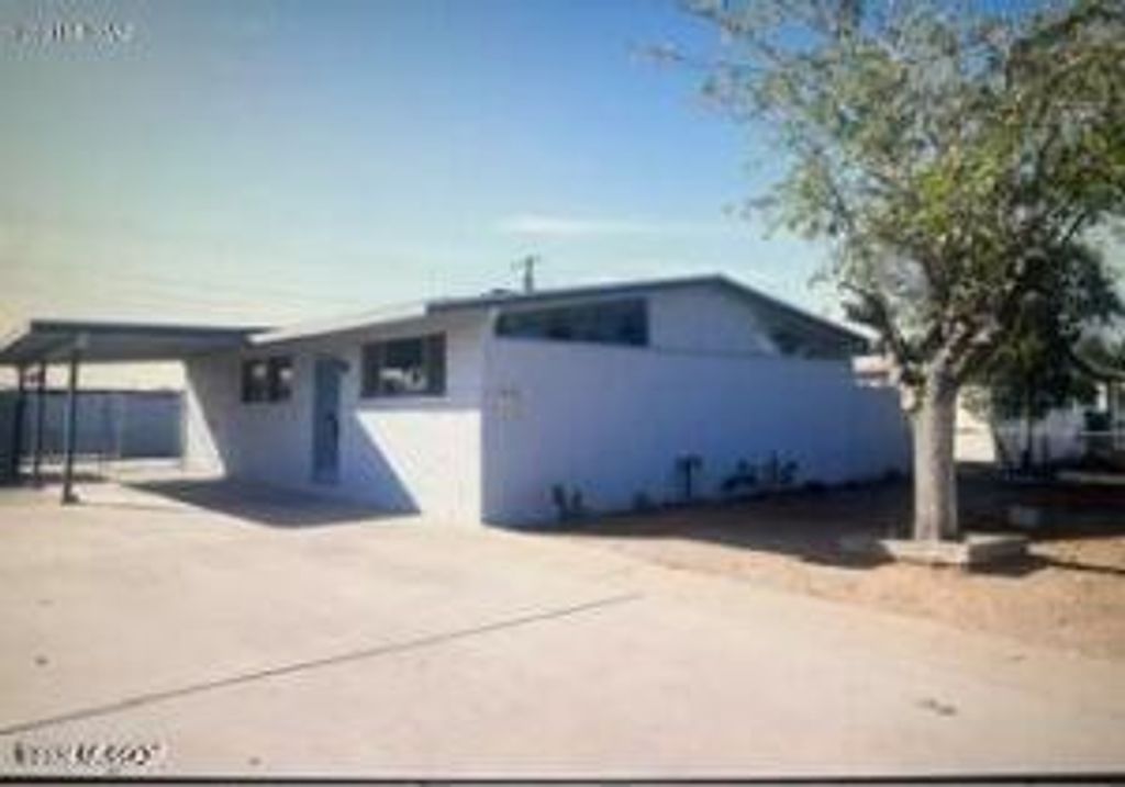 3706 E Garden Street, Tucson, AZ 85713