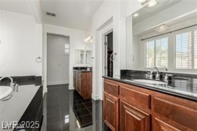 949 Via Stellato St. Street, Henderson, NV 89011