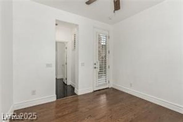 949 Via Stellato St. Street, Henderson, NV 89011