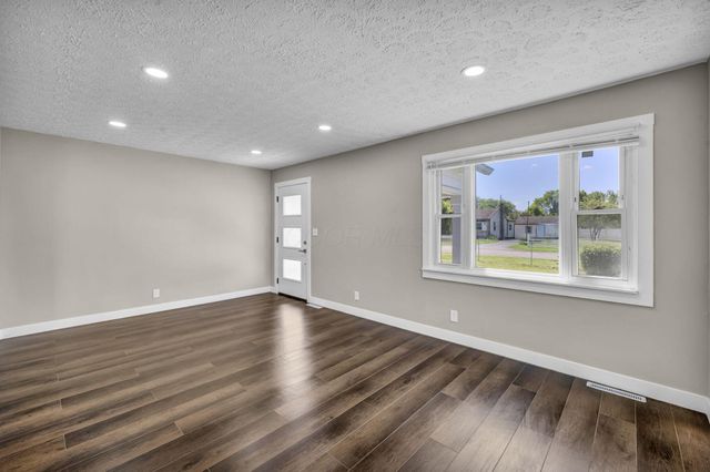 486 Basswood Road, Columbus, OH 43207