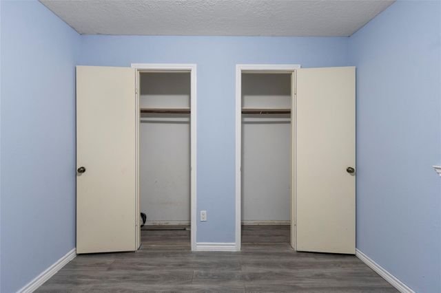 805 River Creek, La Porte, TX 77571