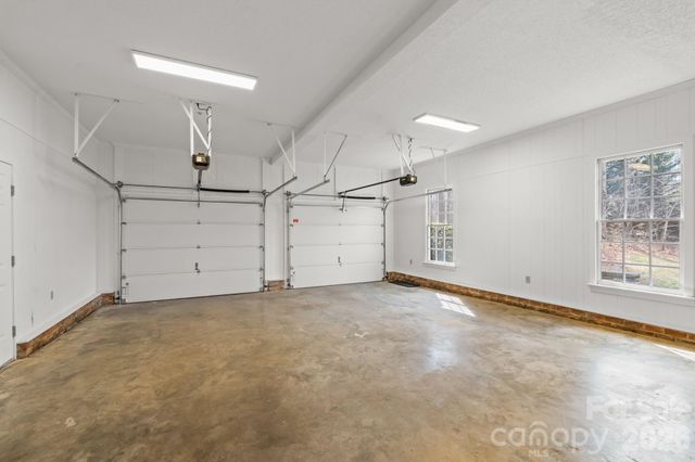 7902 Southerland Drive, Browns Summit, NC 27214