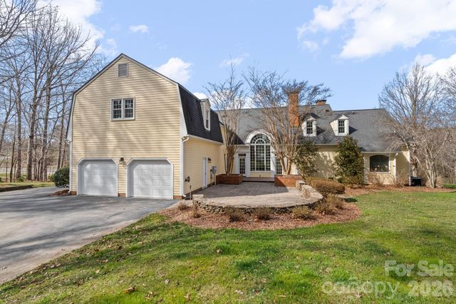 7902 Southerland Drive, Browns Summit, NC 27214