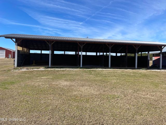 10301 Road 783, Philadelphia, MS 39350