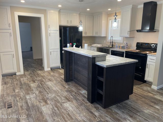 10301 Road 783, Philadelphia, MS 39350