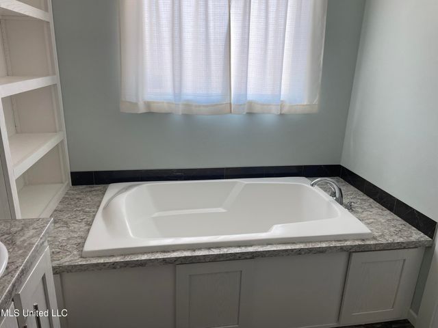 10301 Road 783, Philadelphia, MS 39350