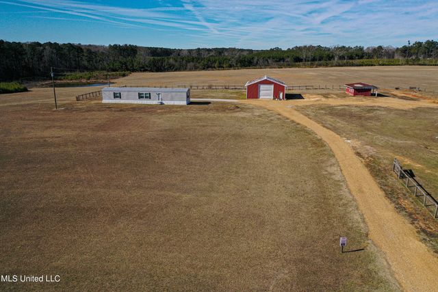 10301 Road 783, Philadelphia, MS 39350