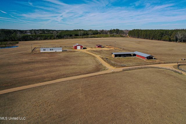 10301 Road 783, Philadelphia, MS 39350
