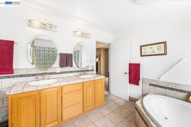 5354 Granville Ct, Fremont, CA 94536