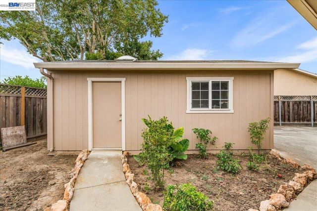 5354 Granville Ct, Fremont, CA 94536