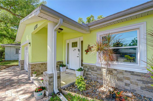 6137 12TH AVENUE S, Gulfport, FL 33707