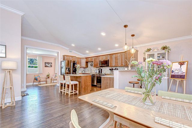 6137 12TH AVENUE S, Gulfport, FL 33707