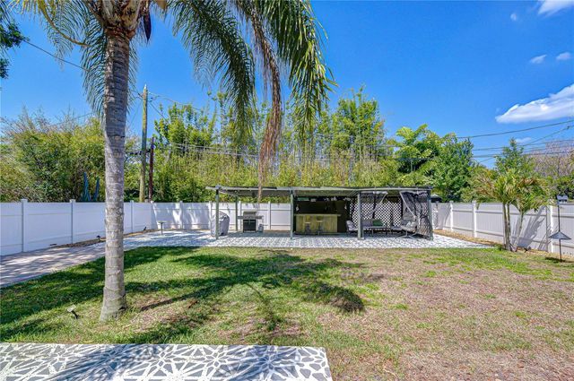 6137 12TH AVENUE S, Gulfport, FL 33707