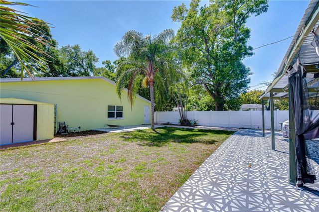 6137 12TH AVENUE S, Gulfport, FL 33707