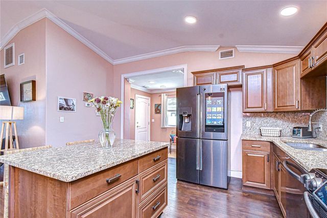 6137 12TH AVENUE S, Gulfport, FL 33707