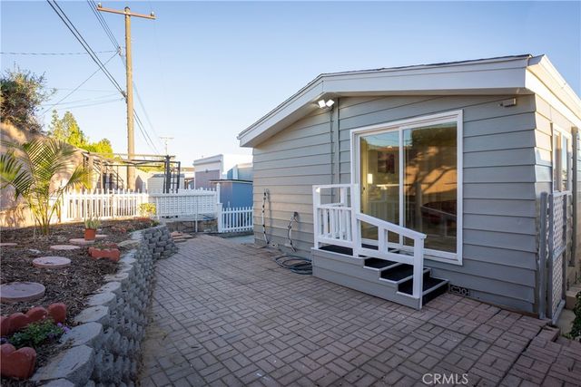 301 Foothill, Pomona, CA 91767