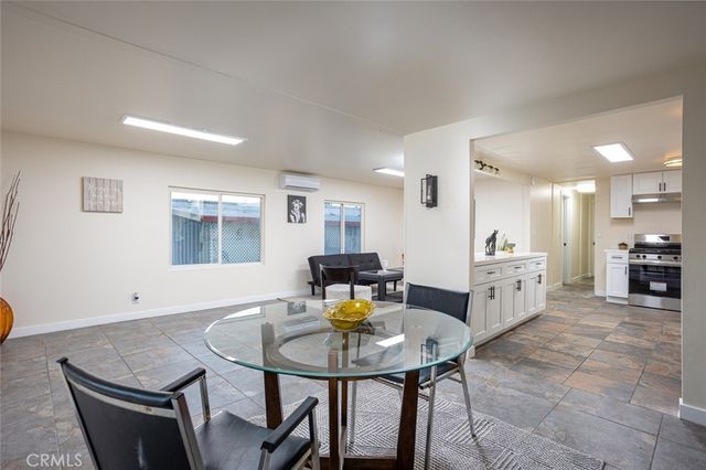 301 Foothill, Pomona, CA 91767