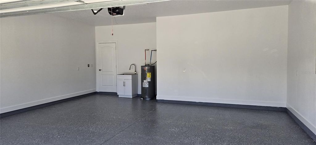 Image 21 of property listing at 32835 FOREST AVENUE, Leesburg, FL 34788