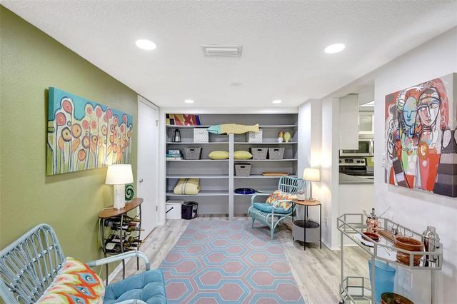 6415 MIDNIGHT PASS ROAD 211, Sarasota, FL 34242