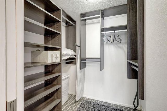 6415 MIDNIGHT PASS ROAD 211, Sarasota, FL 34242