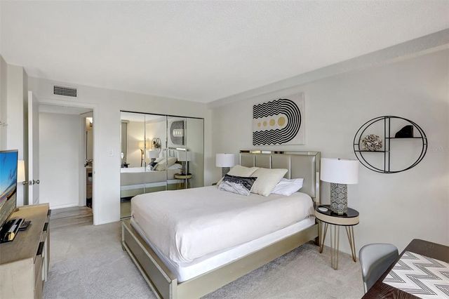 6415 MIDNIGHT PASS ROAD 211, Sarasota, FL 34242