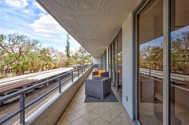 6415 MIDNIGHT PASS ROAD 211, Sarasota, FL 34242