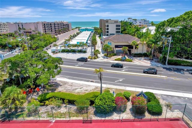 6415 MIDNIGHT PASS ROAD 211, Sarasota, FL 34242