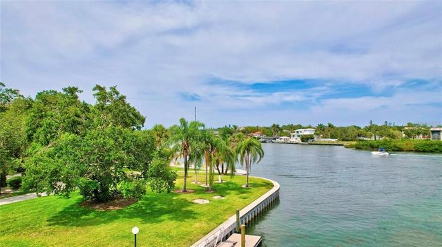 6415 MIDNIGHT PASS ROAD 211, Sarasota, FL 34242