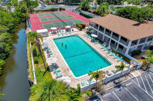 6415 MIDNIGHT PASS ROAD 211, Sarasota, FL 34242