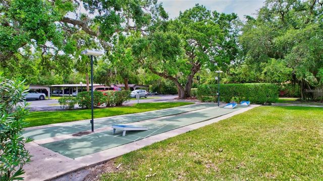 6415 MIDNIGHT PASS ROAD 211, Sarasota, FL 34242