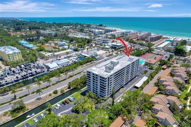 6415 MIDNIGHT PASS ROAD 211, Sarasota, FL 34242
