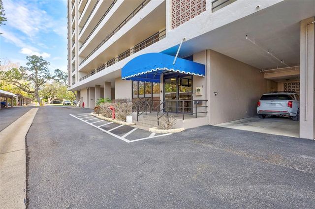 6415 MIDNIGHT PASS ROAD 211, Sarasota, FL 34242