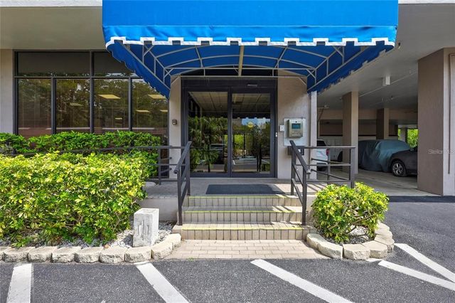 6415 MIDNIGHT PASS ROAD 211, Sarasota, FL 34242