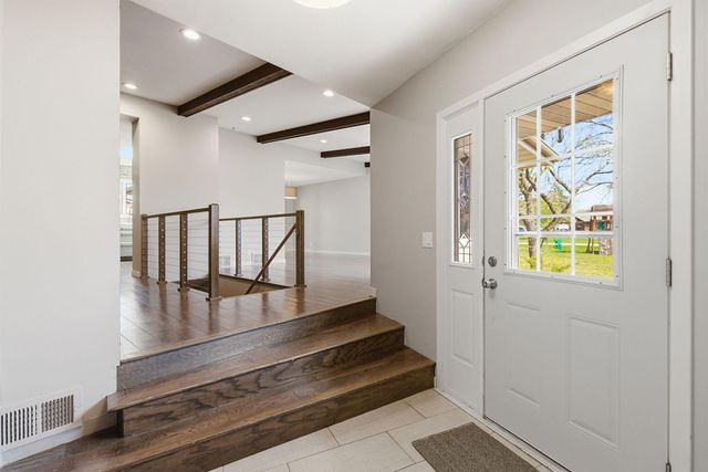 3300 E 125th Street, Burnsville, MN 55337