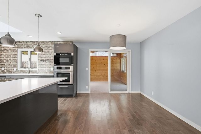 3300 E 125th Street, Burnsville, MN 55337