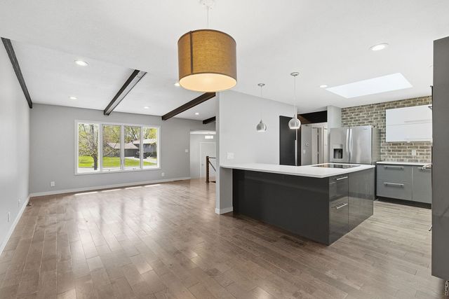 3300 E 125th Street, Burnsville, MN 55337