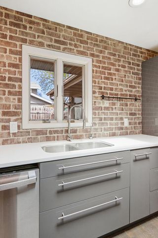 3300 E 125th Street, Burnsville, MN 55337