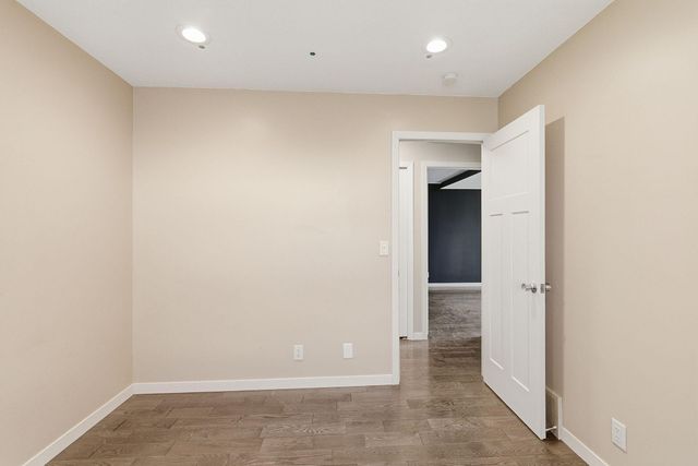 3300 E 125th Street, Burnsville, MN 55337