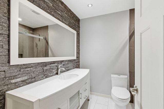 3300 E 125th Street, Burnsville, MN 55337