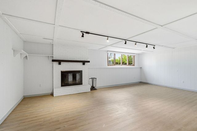 3300 E 125th Street, Burnsville, MN 55337