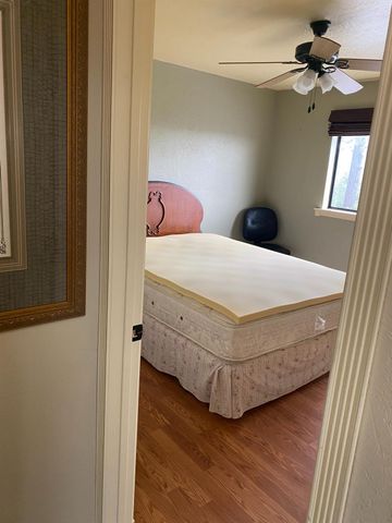 5021 Banbury Cross Rd, Shingle Springs, CA 95682